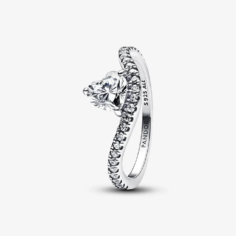 PANDORA : Wavy Pavé Heart Ring