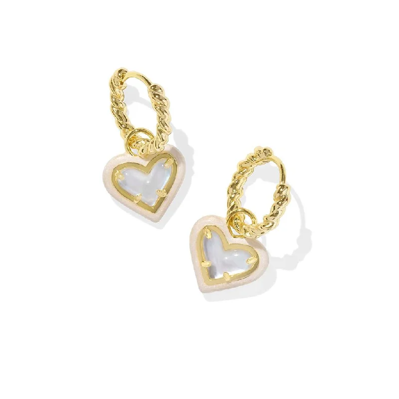 Kendra Scott : Ari Heart Gold Enamel Frame Huggie Earrings in Ivory Mother-of-Pearl